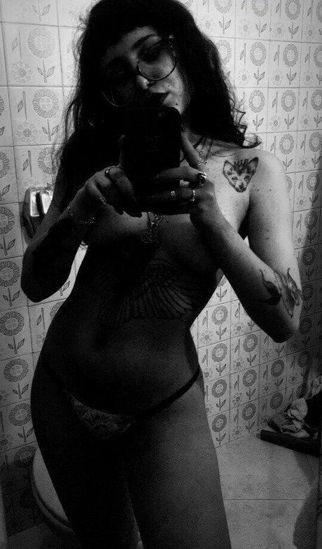 betinices star sex pictures