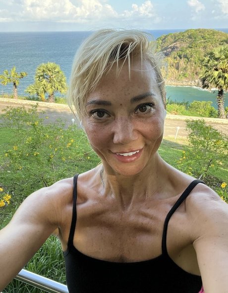 Mommy Di nudes pornstar pics