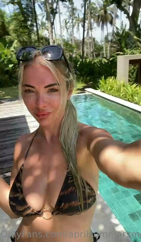 yogatrainer adult actress galleries