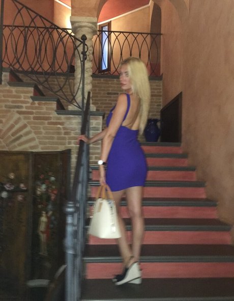 yogatrainer star nude pictures