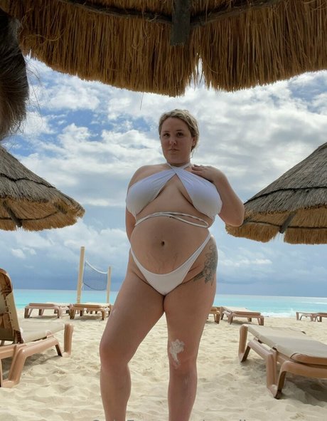 candicescurves pretty model gallery