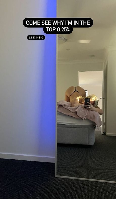 Catherine Belle exclusive star gallery