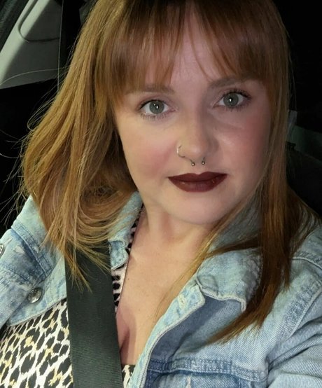 constanceflame star xxx photo