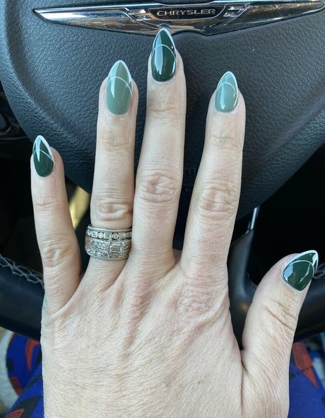 Laineymarie high quality actress pictures