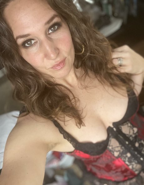 Laineymarie sexy model images