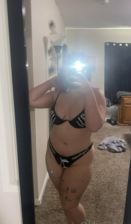 bbygirlviv art actress pics