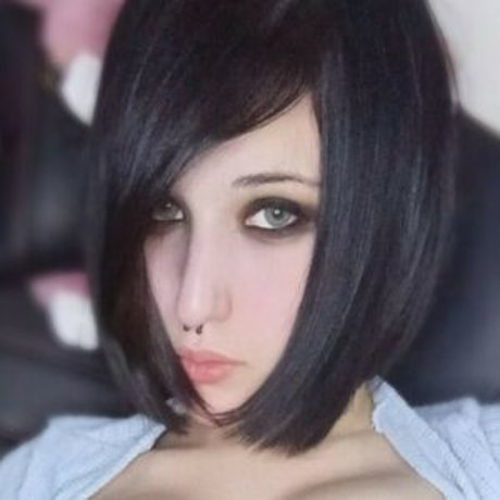 Diistorsion model porn photos