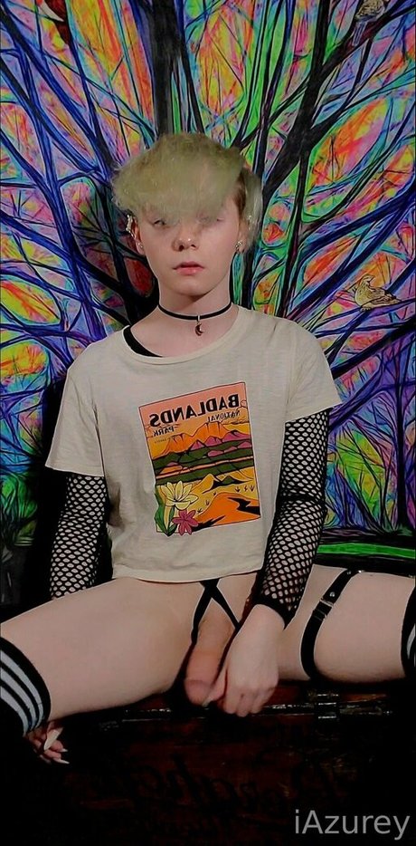 iazurey model free image