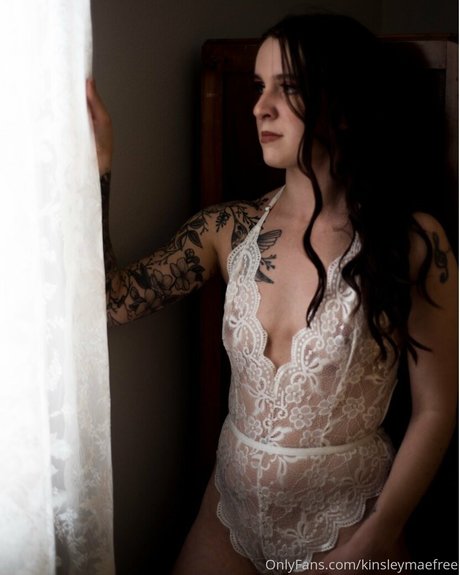 kinsleymaefree nice pornstar photo