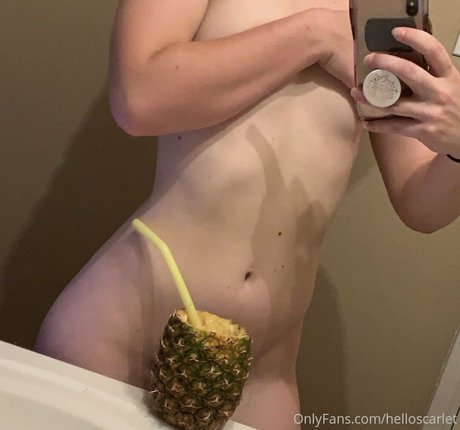 reddhotqueen star nice pic