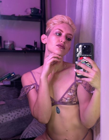 reddhotqueen best pornstar photo