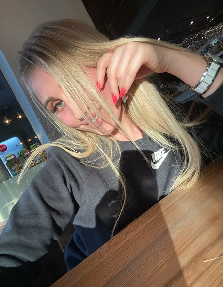 asian tits onlyfans erotic images