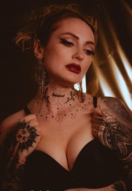 stephenvoyce model erotic images