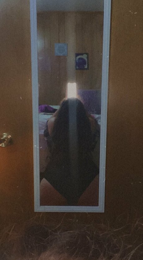 xolunalou perfect model images