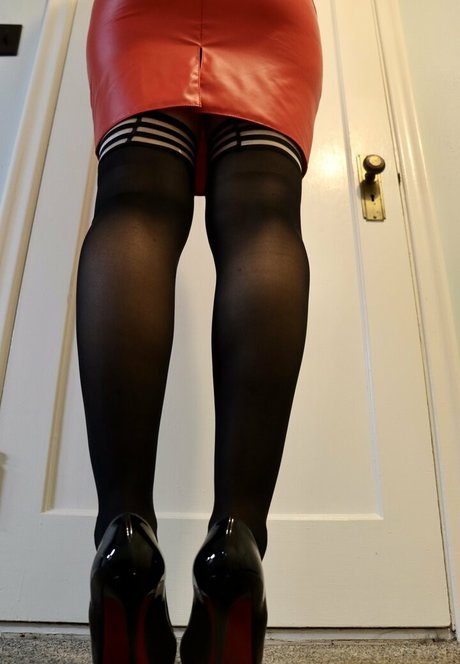 misschaiyles naked model galleries