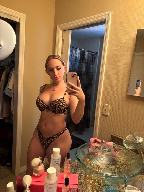 therealjuicy2 pornstar high quality images