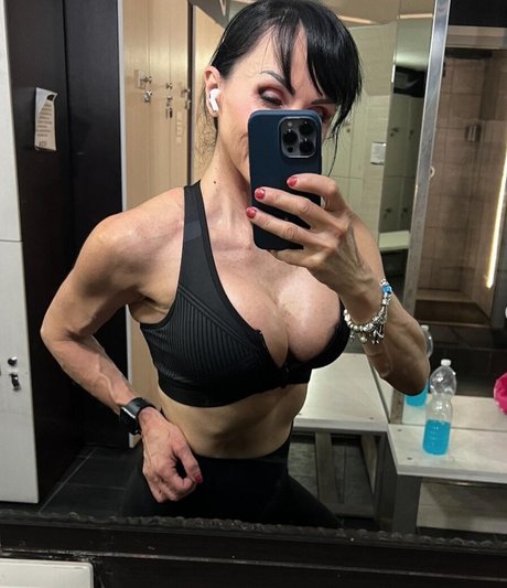 fitbikinieastwood high quality model pic