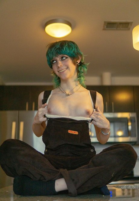 Dirty daisy83 pornstar erotic gallery