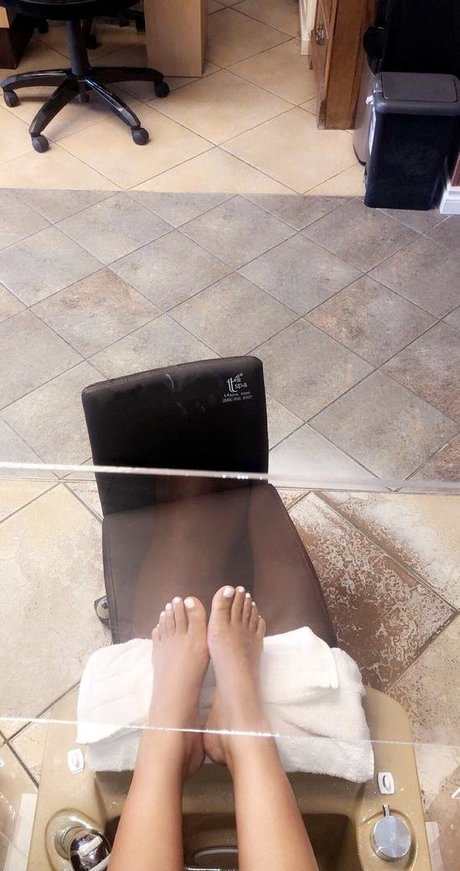 yungmedusa7 pornographic model photo