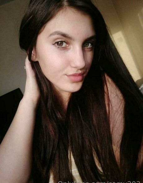 samy203 naked model img