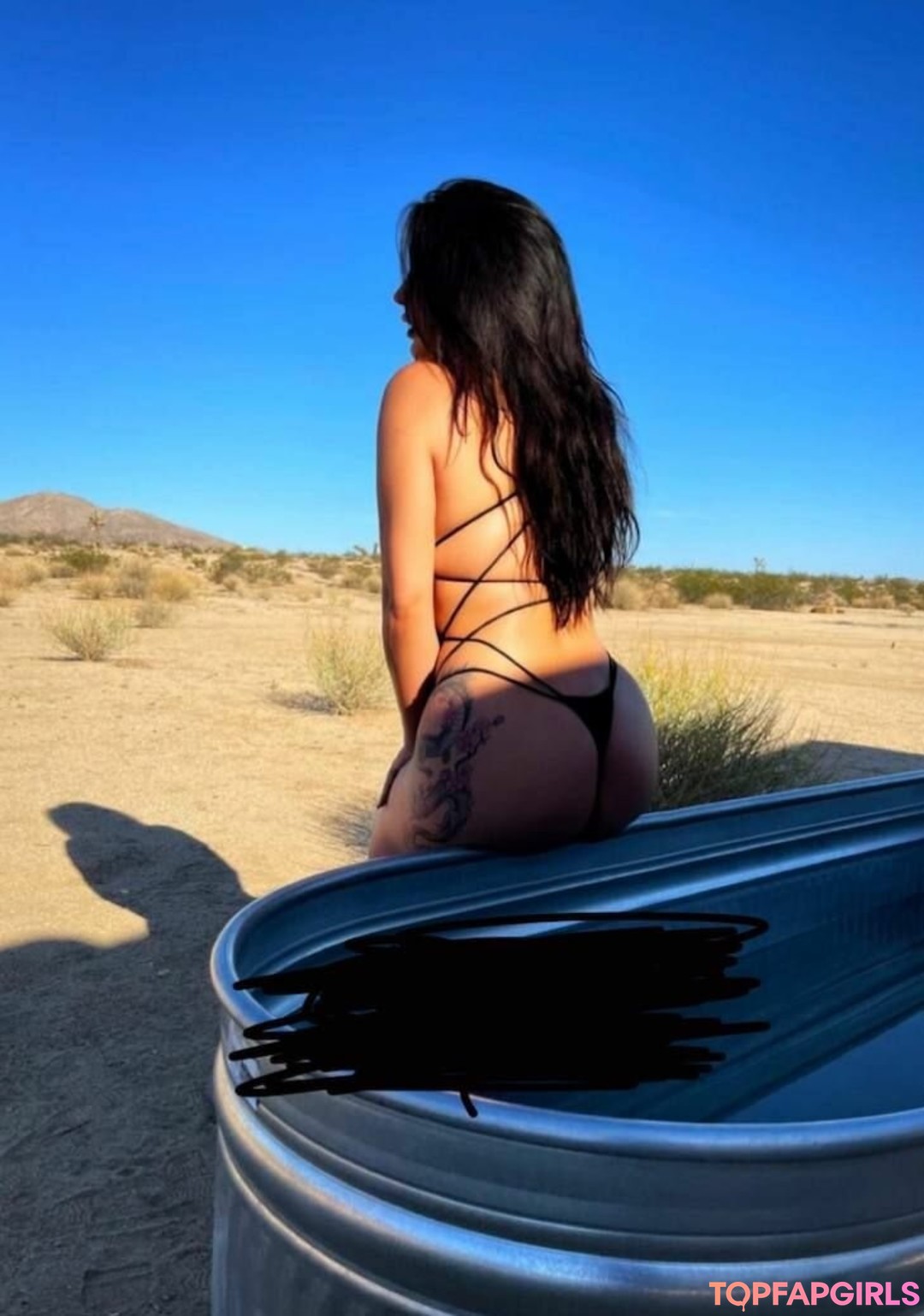 Pinkgeek model exclusive pic