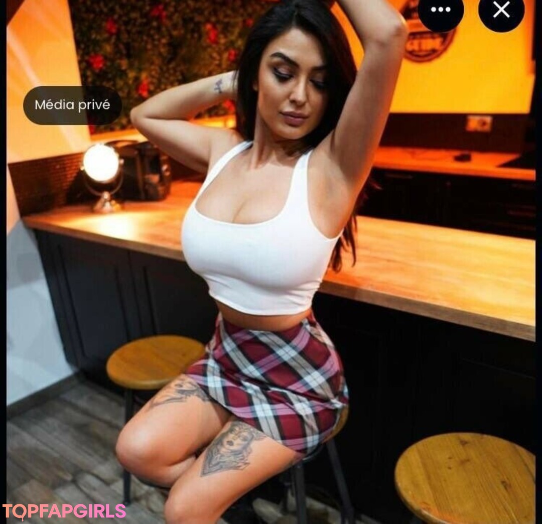 Pinkgeek nudes star images