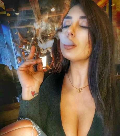 fingering squirt onlyfans pornographic archive