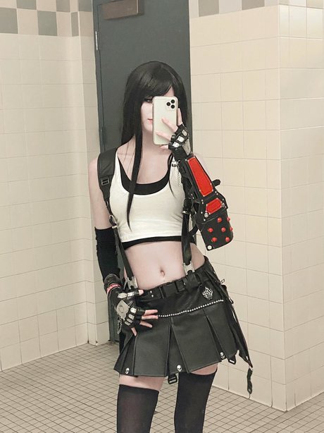 HazelFig exclusive model photos