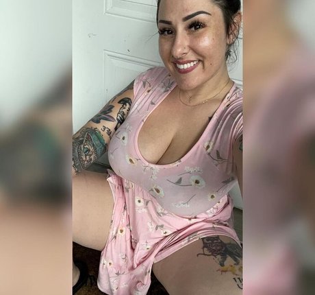 Theoamilf star naked pictures