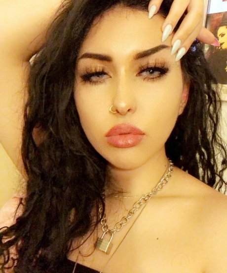 whothefuckis spino xxx star image