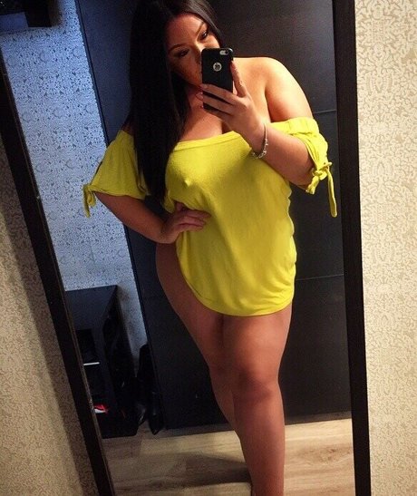 Dasha Kovalenko top model pic