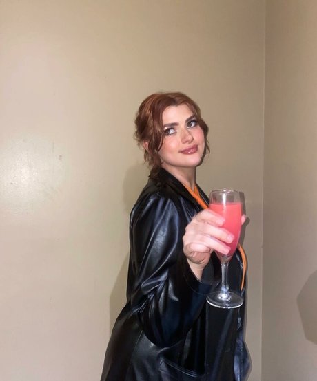 Bec Danaher perfect model picture