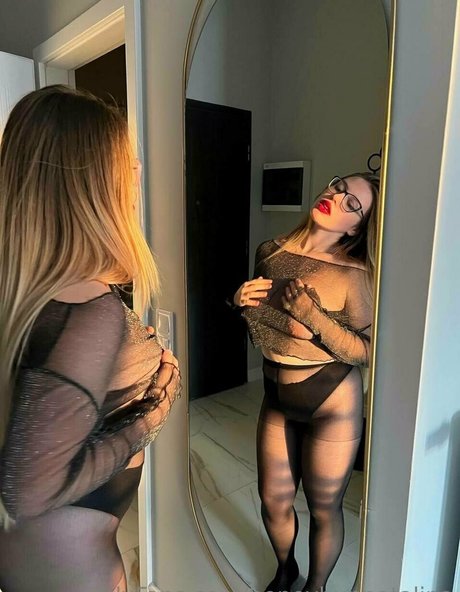 Talisnova model top galleries