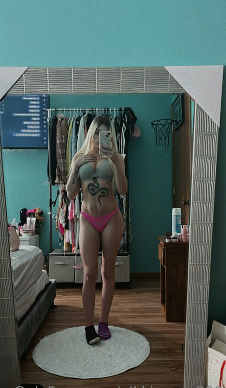 nikkimarie999 nude star image