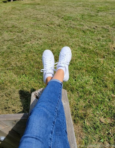 thinbitch925 pornstar hd images