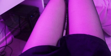 Malina ASMR pornstar hd img