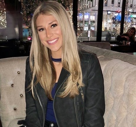 Dannie Rogers sex model img