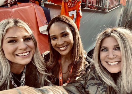 Dannie Rogers star beautiful photos