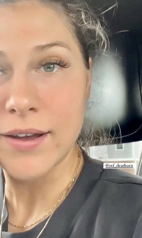 Dannie Rogers model beautiful galleries