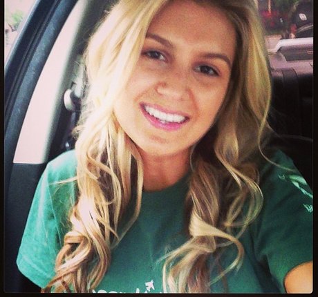 Krystal Gable model naked images