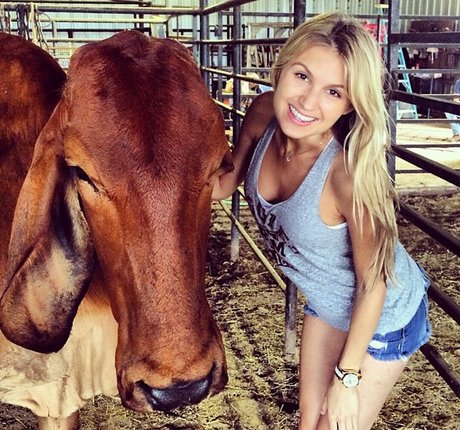 Krystal Gable pornstar pretty gallery