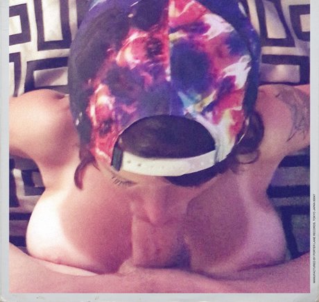 Kylie Keeton star top archive