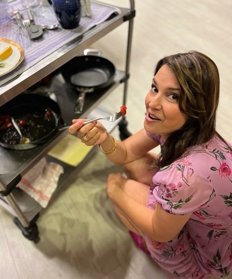 Fatma Mittler Solak hd actress gallery