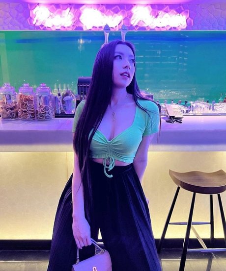 dalena cake adult model img