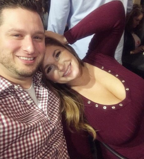 Ashley Bridges hot star picture