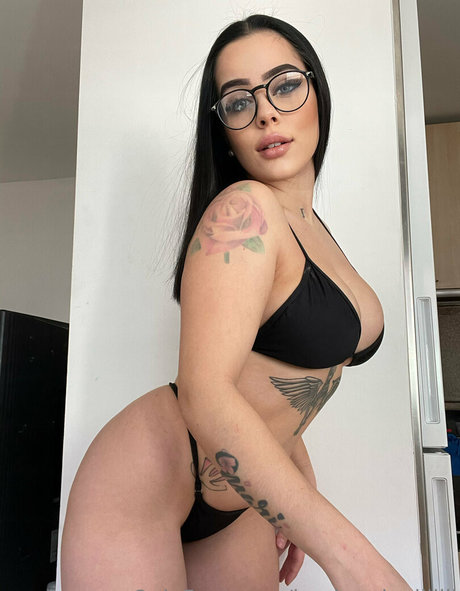 giiirlyyyyyy2 2 pornstar art image