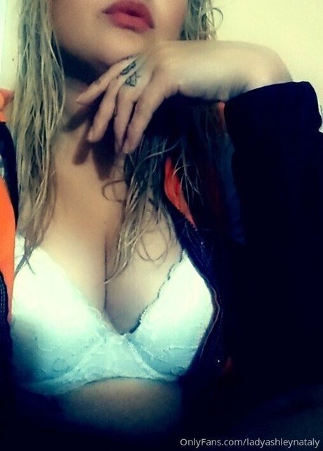 exoticalphagirl model exclusive pic