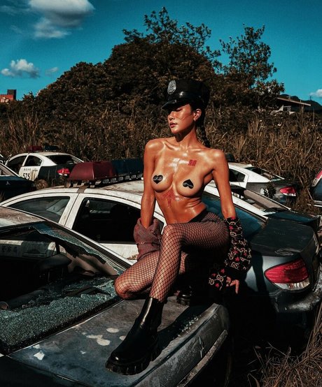 Lara Fan perfect pornstar archive