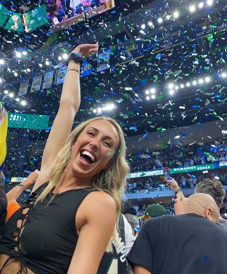 Carley Sanfilippo perfect model galleries