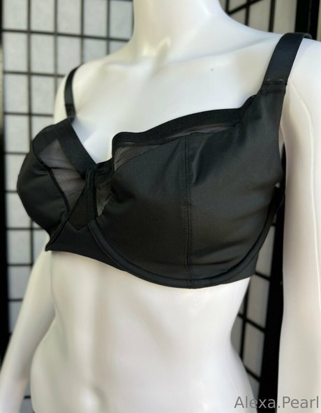 alexapearl best actress gallery